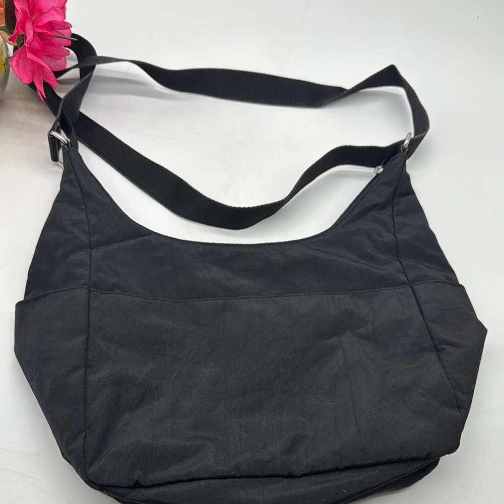 Baggallini Black Nylon Crossbody Bag NYB7886K - Picture 3 of 9